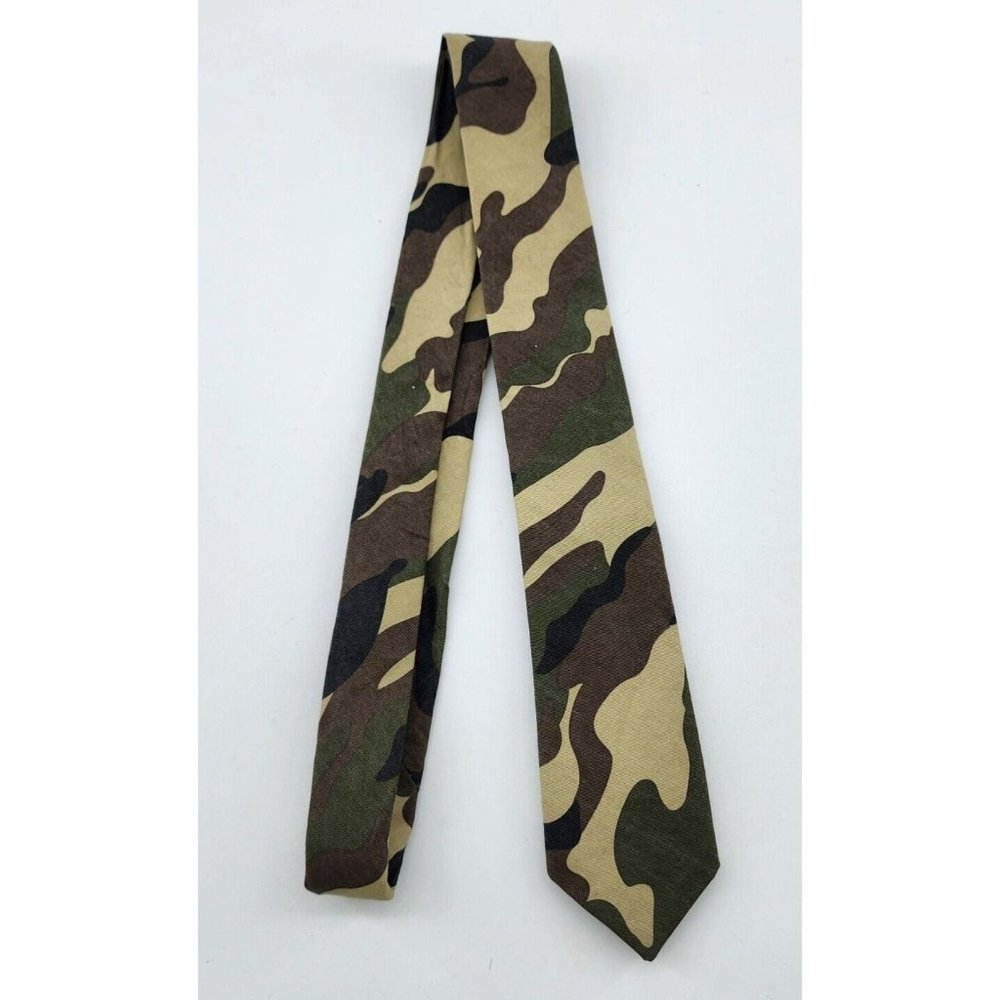 VTG Sovereign Code Men's Green Camouflage Pattern Slim Tie 100% Cotton